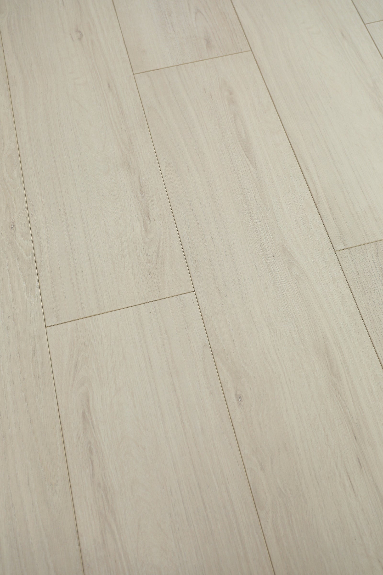 Vega - EVOLVED Series by McMillan | The Flooring Factory